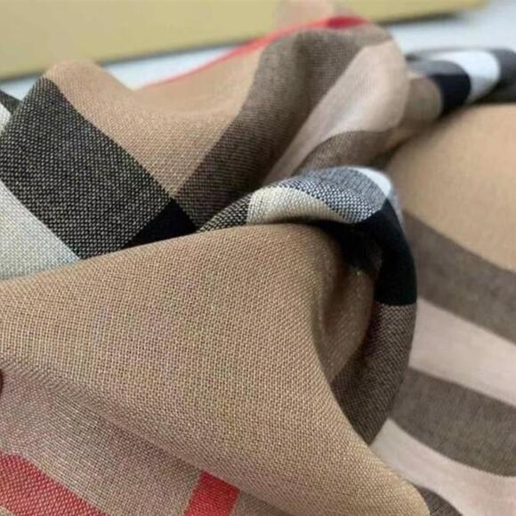 Bueberry Check Silk And Wool Blend Scarf - Picture 2 of 6